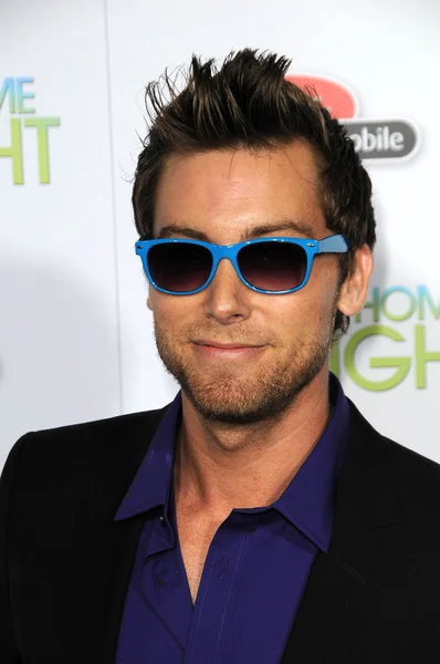 Lance Bass på "ta mig hem ikväll" Los Angeles Premiere, Regal 14, Los Angeles. Ca. 03-02-11 — Stockfoto