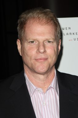 Noah Emmerich 