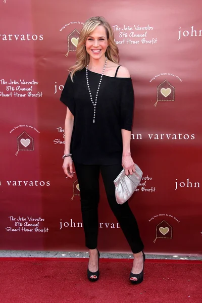Julie Benz au 8e bénéfice annuel de la Maison Stuart John Varvatos, Boutique John Varvatos, West Hollywood, CA. 03-13-11 — Photo