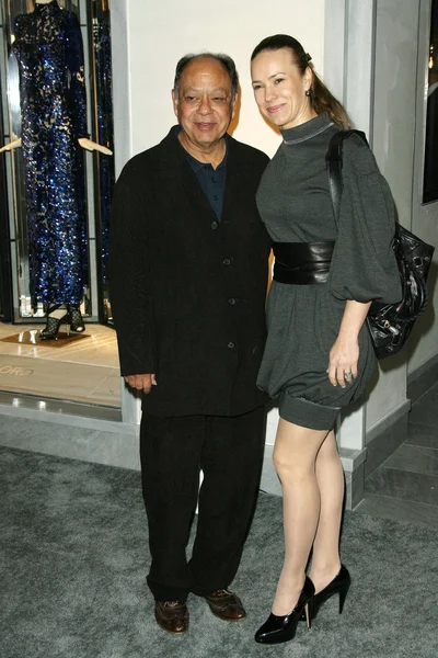 Cheech Marin e moglie al Tom Ford Beverly Hills Store Opening, Tom Ford, Beverly Hills, CA. 02-24-11 — Foto Stock