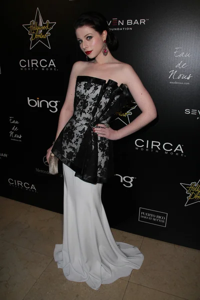 Michelle Trachtenberg en Hollywood Domino Gala, Sunset Tower Hotel, West Hollywood, CA. 02-24-11 — Foto de Stock
