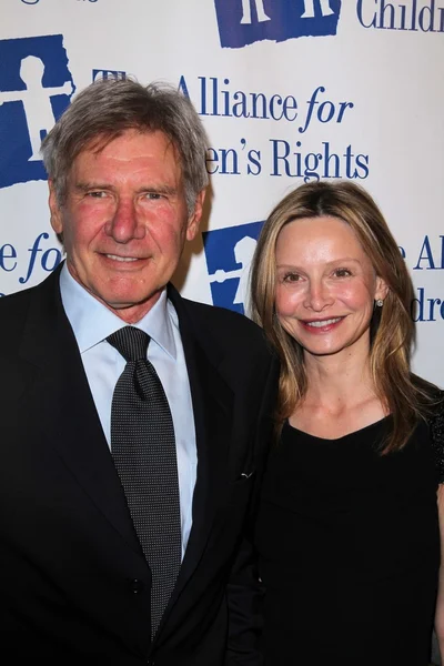 Harrison ford en calista flockhart op de 18e jaarlijkse alliance for children's rechten diner gala, beverly hilton hotel, beverly hills, ca. 03-10-11 — Stockfoto