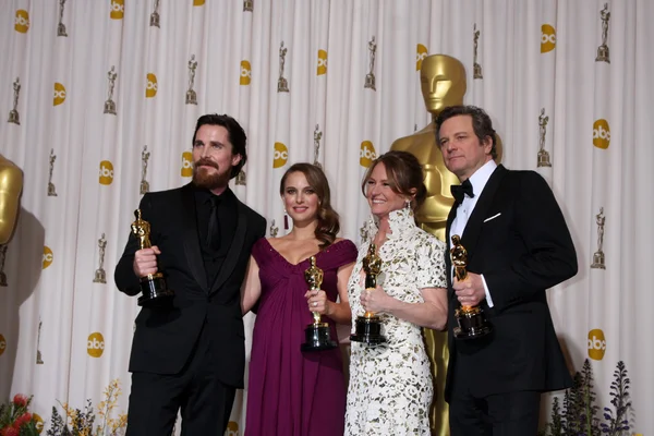 Christian Bale, Natalie Portman, Melissa Leo, Colin Firth at the 83rd Annual Academy Awards Press Room, Kodak Theater, Hollywood, CA. 02-27-11 — Stockfoto