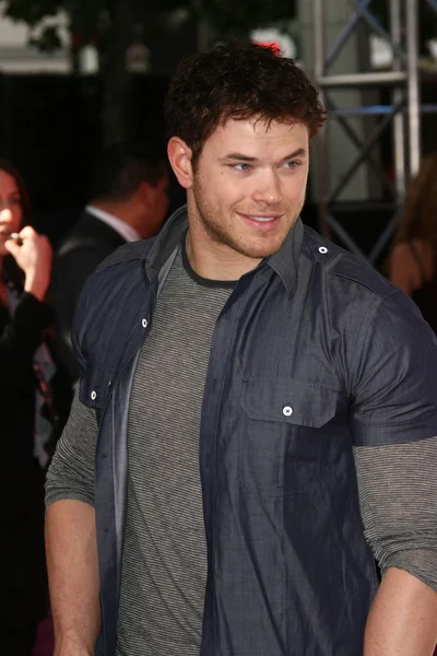 Kellan Lutz no T-Mobile NBA All-Star Game 2011, Staples Center, Los Angeles, CA 02-20-11 — Fotografia de Stock