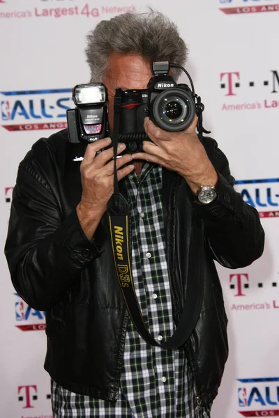 Dustin Hoffman at the 2011 T-Mobile NBA All-Star Game, Staples Center, Los Angeles, CA 02-20-11 — Stock Photo, Image