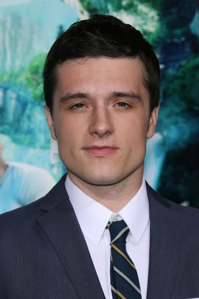 Josh Hutcherson w "Journey 2 Tajemnicza wyspa" Los Angeles Premiere, Teatr chiński, Hollywood, CA 02-02-12 — Zdjęcie stockowe