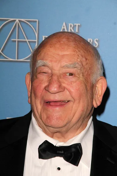 Ed Asner at the 16th Annual Art Directors Guild Awards, Beverly Hilton Hotel, Beverly Hills, CA 02-04-12 — Zdjęcie stockowe