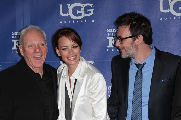 Malcolm macdowell, berenice bejo, michel hazanavicius beim santa barbara international film festival cinema avguard award, arlington theatre, santa barbara, ca 02-04-12 — Stockfoto