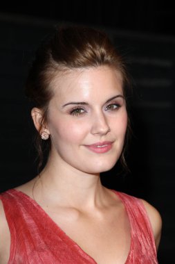 Maggie Grace