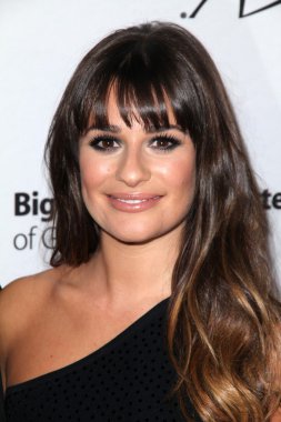 Lea michele adlı big brothers big sisters büyük los angeles 2012 yükselen yıldız gala, beverly hilton, beverly hills, ca 10-26-12