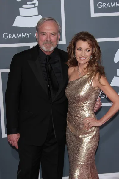 James Keach and Jane Seymour at the 54th Annual Grammy Awards, Staples Center, Los Angeles, CA 02-12-12 — Stok fotoğraf