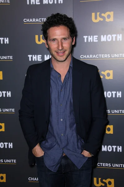 Mark Feuerstein alla USA Network and Moth presenta "Un'unione più perfetta: storie di pregiudizio e potere", Pacific Design Center, Los Angeles, CA 02-15-12 — Foto Stock