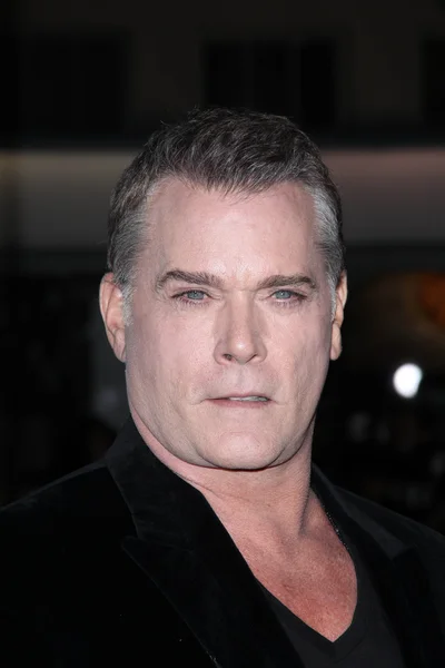 Ray Liotta no "Wanderlust" Los Angeles Premiere, Mann Village Theatre, Westwood, CA 02-16-12 — Fotografia de Stock