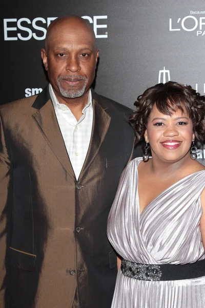 James Pickens Jr. and Chandra Wilson at the 5th Annual Essence Black Women In Hollywood Luncheon, Beverly Hills Hotel, Beverly Hills, CA 02-23-12 — Stock Photo, Image