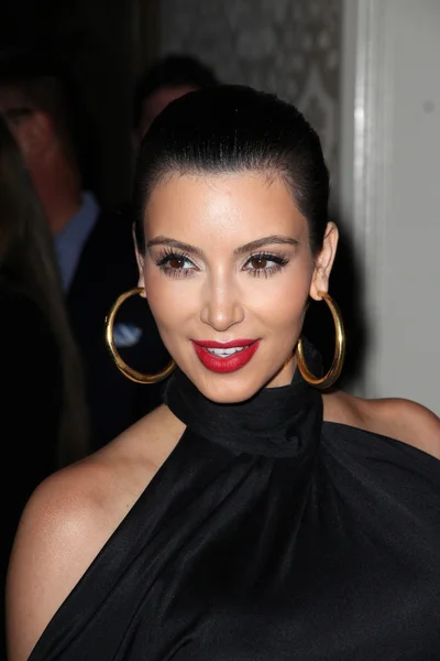 Kim Kardashian en el evento QVC Red Carpet Style, Four Seasons Hotel, Los Ángeles, CA 02-23-12 — Foto de Stock