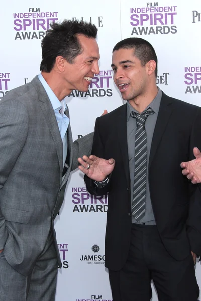 Benjamin Bratt, Wilmer Valderrama — Foto de Stock