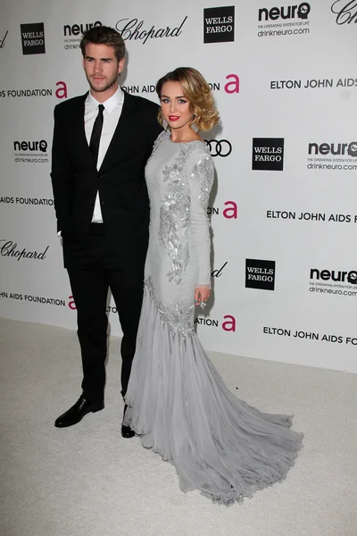 Liam Hemsworth, Miley Cyrus at the 20th Annual Elton John AIDS Foundation Academy Awards Viewing Party, West Hollywood Park, West Hollywood, CA 02-26-12 — Φωτογραφία Αρχείου