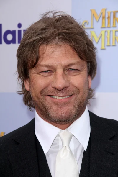 Sean bean på "mirror mirror" los angeles premiere, kinesiska theater, hollywood, ca 03-17-12 — Stockfoto