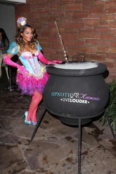 Christina milian na likér hpnotiq zahájit, beacher's blázinec, hollywood, ca 10-26-12 — Stock fotografie