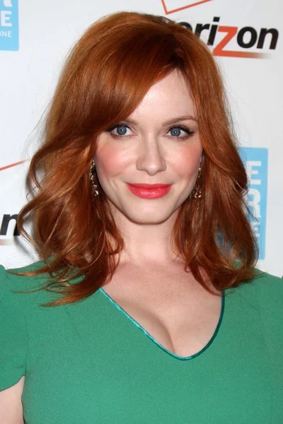 Christina hendricks in de 41e jaarlijkse vrede over geweld humanitaire awards, beverly hills hotel, beverly hills, ca 10-26-12 — Stockfoto