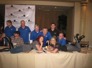 dokunarak babalar, dennis luciani, craig slike, kendra guffy ve bridgetta tomarchio