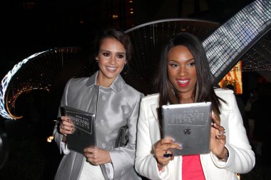 Jessica alba, jennifer hudson 