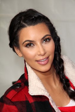 Kim Kardashian De La Mission 