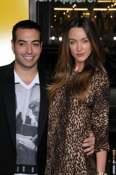 Mohammad al turki und courtney bingham — Stockfoto