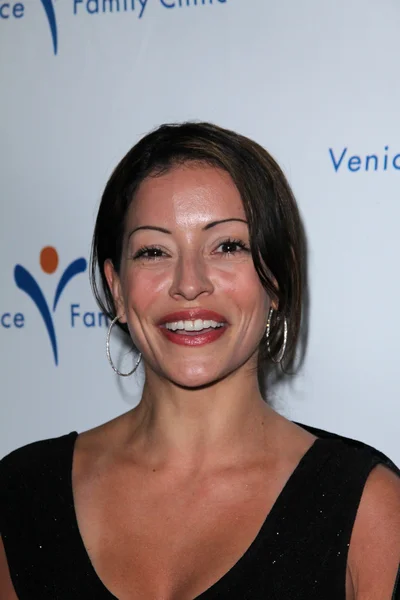 Emmanuelle vaugier na Benátky rodinné kliniky stříbrný kruh 2011 gala, beverly wilshire hotel, beverly hills, ca. 02-28-11 — Stock fotografie