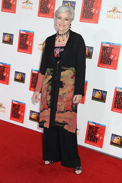 Lee Merriweather at the West Side Story 50th Anniversary Screening, Chinese Theater, Hollywood, CA 11-15-11 — Stok fotoğraf
