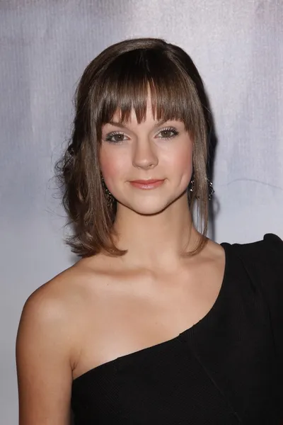 Britt Flatmo en el "Super 8" Blu-ray y DVD Release Party, AMPAS Samuel Goldwyn Theater, Beverly Hills, CA 11-22-11 — Foto de Stock