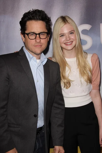 J.J. Abrams, Elle Fanning al "Super 8" Blu-ray And DVD Release Party, AMPAS Samuel Goldwyn Theater, Beverly Hills, CA 11-22-11 — Foto Stock