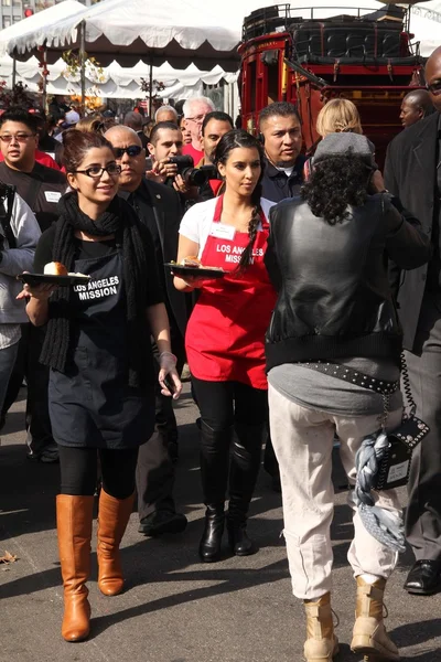 Kim Kardashian at LA Mission "Homeless" Thanksgiving, Los Angeles Mission, Los Angeles, CA 11-23-11 — Stock Photo, Image