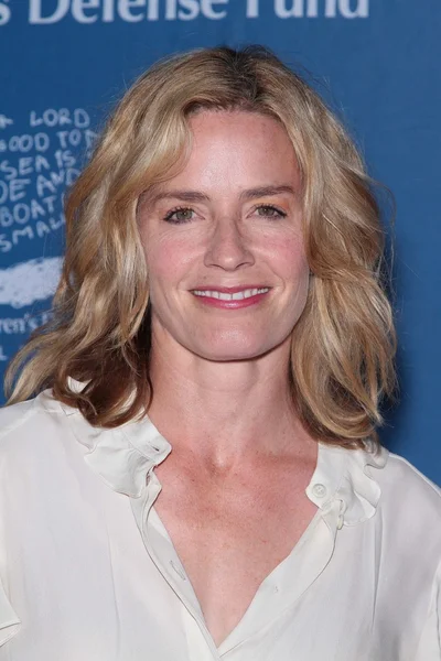 Elisabeth Shue at The Children's Defense Fund's 21st Annual Beat The Odds Awards, Beverly Hills Hotel, Beverly Hills, CA 12-01-11 — Stock Photo, Image