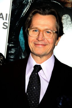 Gary Oldman