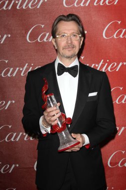 Gary Oldman