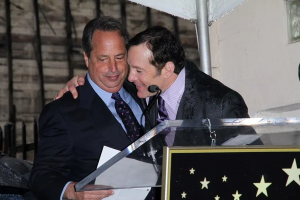 Jon lovitz och steve guttenberg — Stockfoto