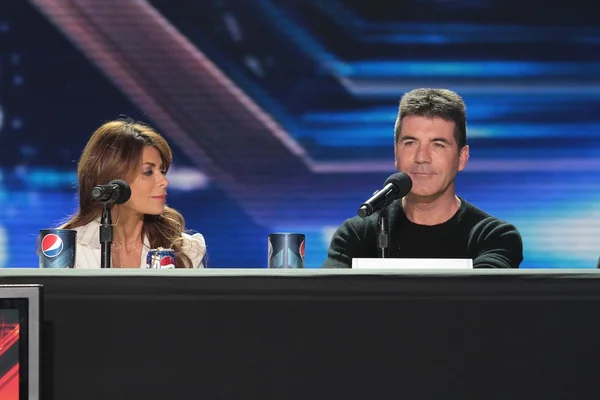 Paula Abdul și Simon Cowell — Fotografie, imagine de stoc