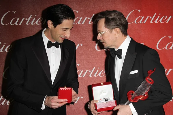 Adrien Brody ve Gary Oldman, 23. Geleneksel Palm Springs Uluslararası Film Festivali Galası, Palm Springs Kongre Merkezi, Palm Springs, CA 01-07-12