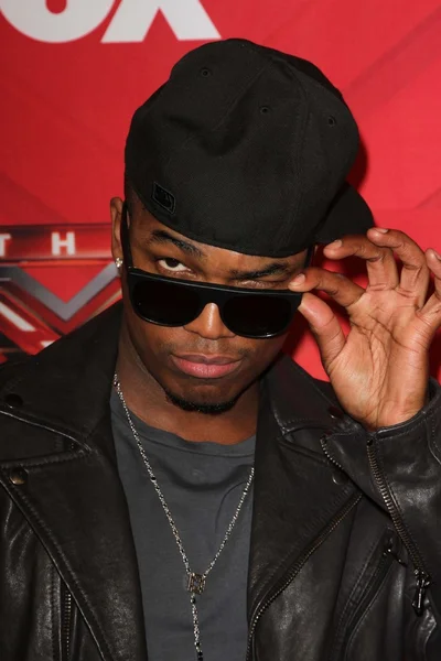 Ne-yo beim x-faktor-jahresfinale, cbs television city, los angeles, ca 22-12-11 — Stockfoto