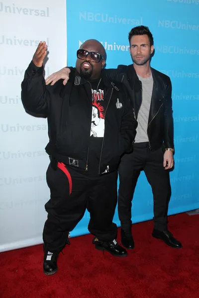 Cee-Lo Green, Adam Levine на пресс-тур All-Star Party NBCUniversal, Атенеум, Пасадена, Са 01-06-12 — стоковое фото