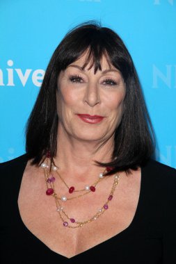 Anjelica Huston