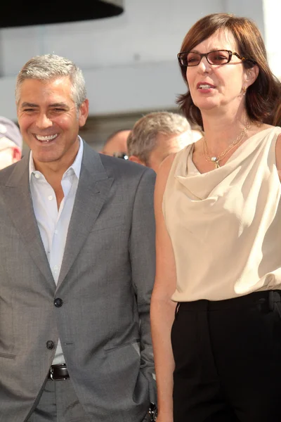 George Clooney, Allison Janney at the John Wells Star On The Hollywood Walk Of Fame, Hollywood, CA 01-12-12 — Zdjęcie stockowe