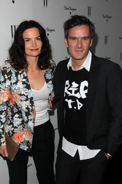 Balthazar Getty e moglie al W Magazine Best Performances Issue Golden Globes Party, Chateau Marmont, West Hollywood, CA 01-13-12 — Foto Stock