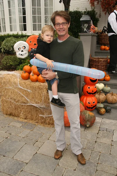 Kyle MacLachlan and son Callum — Stock Photo, Image