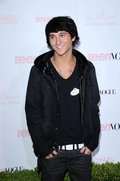 Mitchel Musso en el octavo Annual Teen Vogue Young Hollywood Party, Paramount Studios, Hollywood, CA. 10-01-10 — Foto de Stock