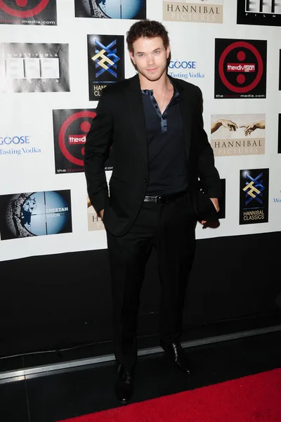 Kellan lutz bei der afm blow out party, pier 59, santa monica, ca. 11-05-10 — Stockfoto