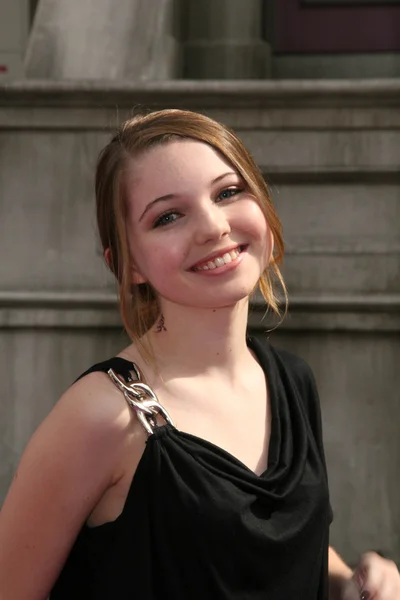 Sammi Hanratty — Stockfoto