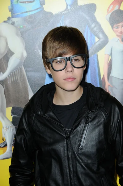 Justin Bieber at the "Megamind" Los Angeles Premiere, Chinese Theater, Hollywood, CA. 10-30-10 — Stock Photo, Image