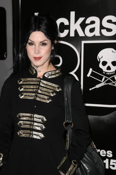 Kat Von D alla prima di "Jackass 3D", Chinese Theater, Hollywood, CA. 10-13-10 — Foto Stock